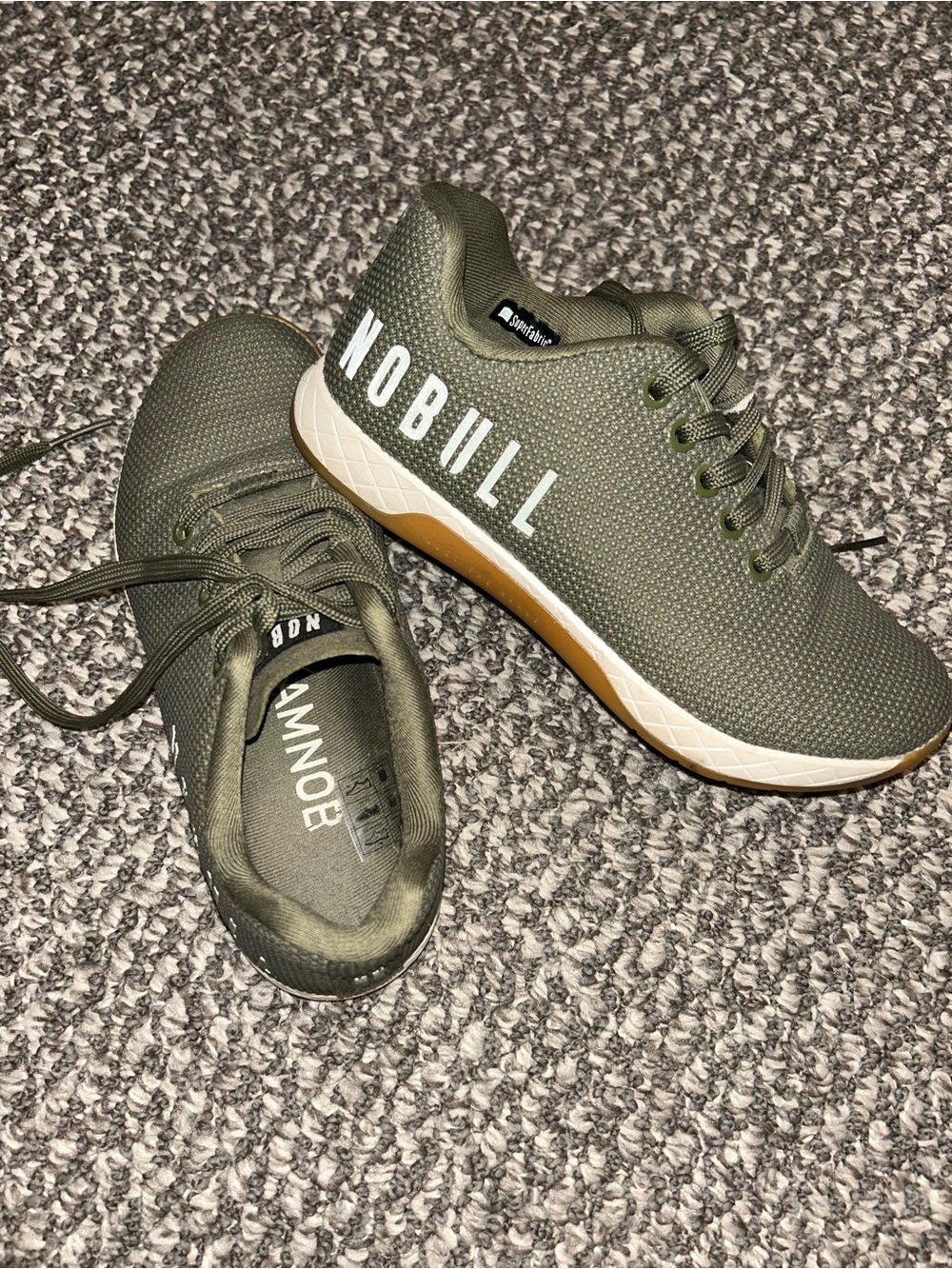 NOBULL women’s Trainer in Olive Green with Gum Sole SIZE:6